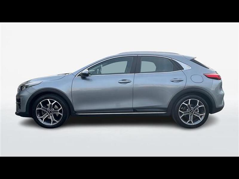 Usata Kia XCeed 117 CV (86 kW) 2022 Grigio chiaro SUV
