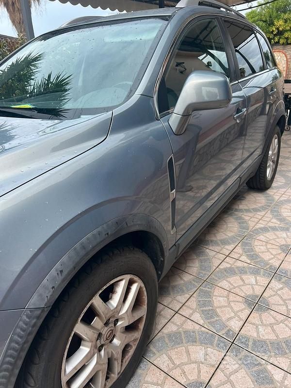 Usata Opel Antara 150 CV (110 kW) 2010 Grigio SUV
