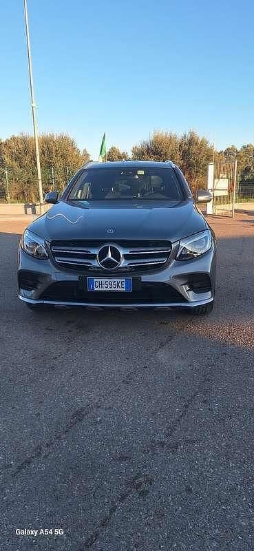 Usata Mercedes GLC250 204 CV (150 kW) 2019 SUV