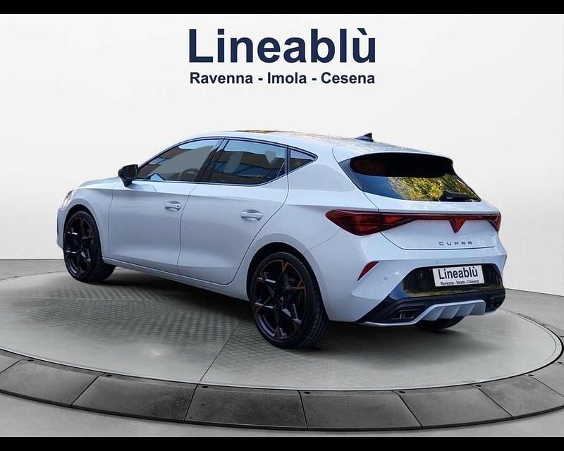 Usata Cupra Leon 150 CV (110 kW) 2025 Bianco Utilitaria