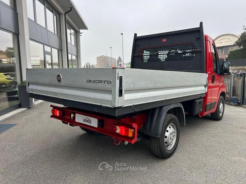 Usata Fiat Ducato 116 CV (85 kW) 2019 Rosso Furgone