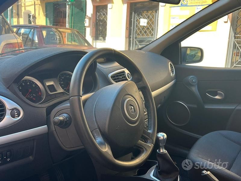 Usata Renault Clio II 2009 Berlina
