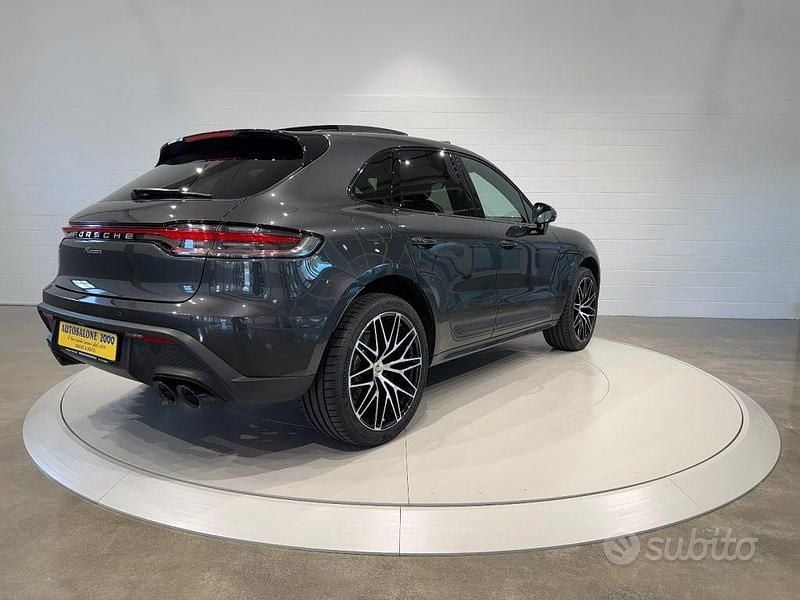 Usata Porsche Macan Chrono 265 CV (194 kW) 2021 Grigio SUV