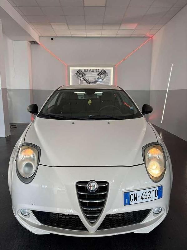 Perla Usata 2012 Alfa Romeo MiTo Distinctive Due volumi | 3400 € (Buon prezzo) - Immagine 1/4