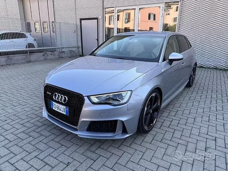 Käytetty Audi RS3 367 HP (269 kW) 2016 Sedan