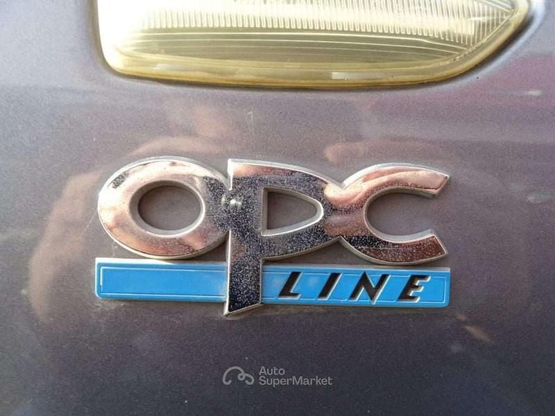 Usata Opel Insignia OPC 136 CV (100 kW) 2020 Grigio Station wagon