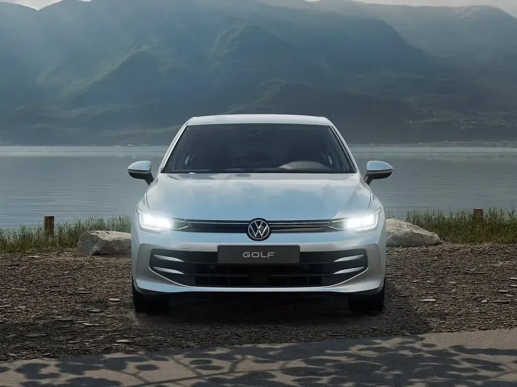 Nuova VW Golf VIII Edition 116 CV (85 kW) 2026 Dolomite silver metallizzato Berlina