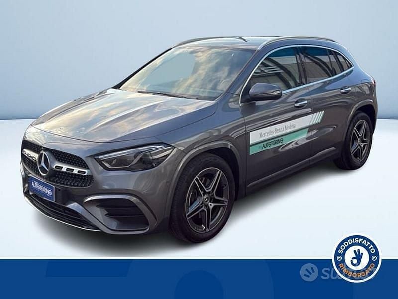 Grigio Usata 2025 Mercedes GLA200 Advanced Plus SUV | 42.850 € (Buon prezzo) - Immagine 1/3