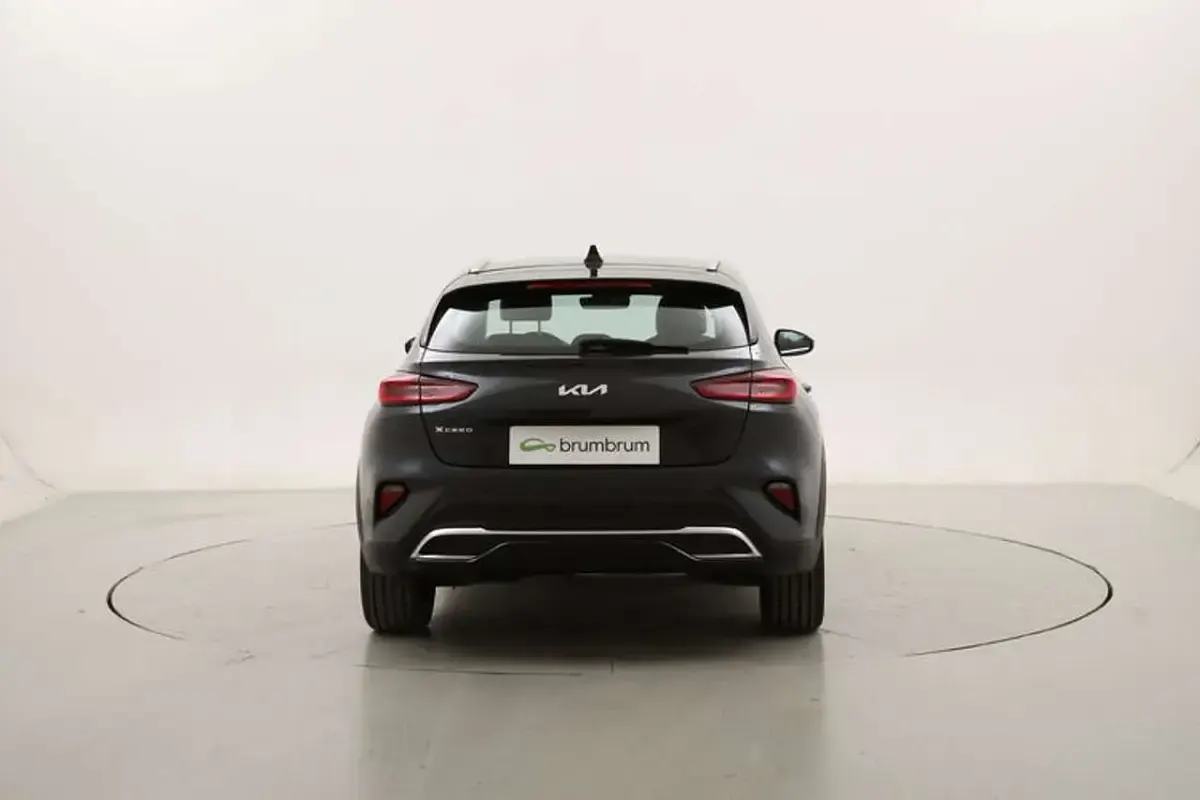 Usata Kia XCeed 136 CV (100 kW) 2022 Grigio SUV