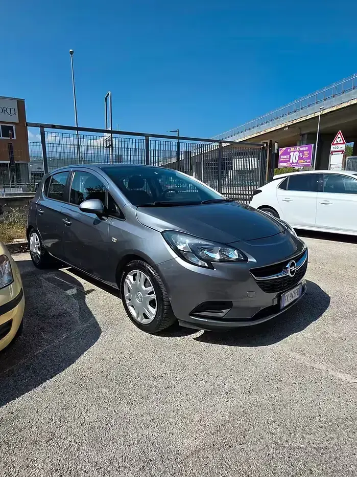 Usata Opel Corsa 69 CV (50 kW) 2017 Grigio Utilitaria