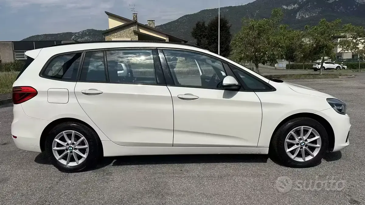 Usata BMW 214 Efficient Dynamics 95 CV (69 kW) 2015 Bianco Station wagon
