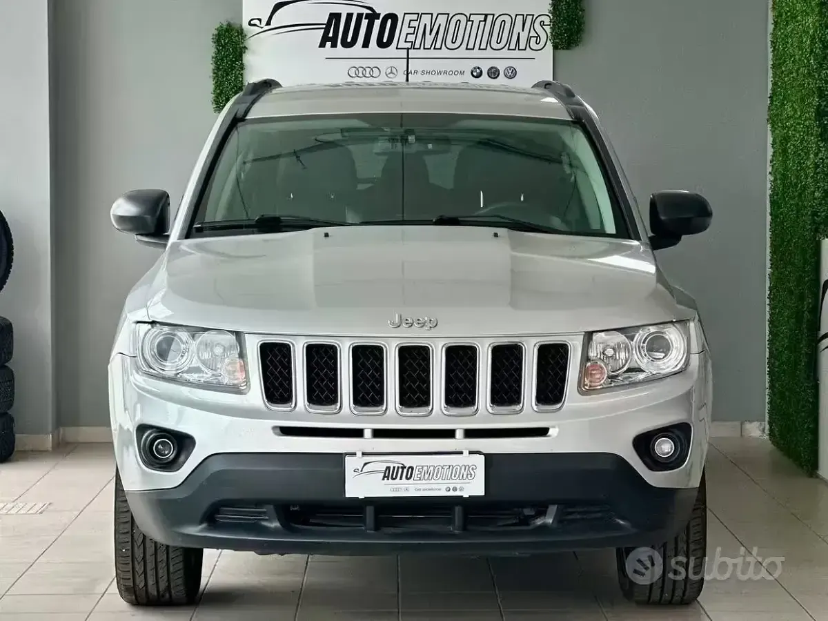 Usata Jeep Compass 163 CV (119 kW) 2012 Grigio SUV