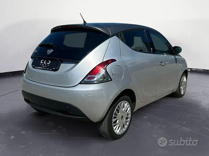 Usata Lancia Ypsilon S 86 CV (63 kW) 2012 Grigio Utilitaria