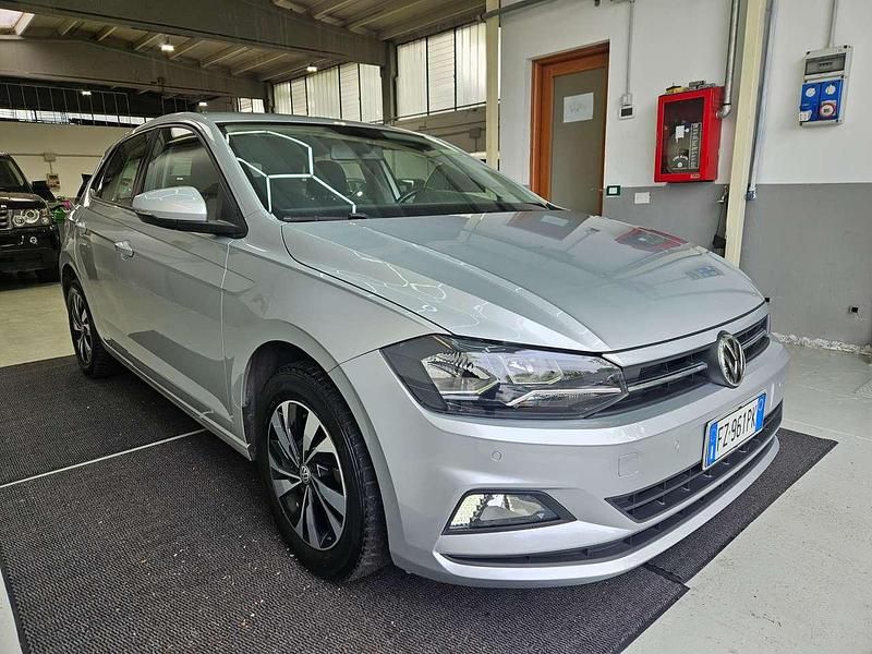 Usata VW Polo Comfortline 95 CV (69 kW) 2019 Argento Utilitaria