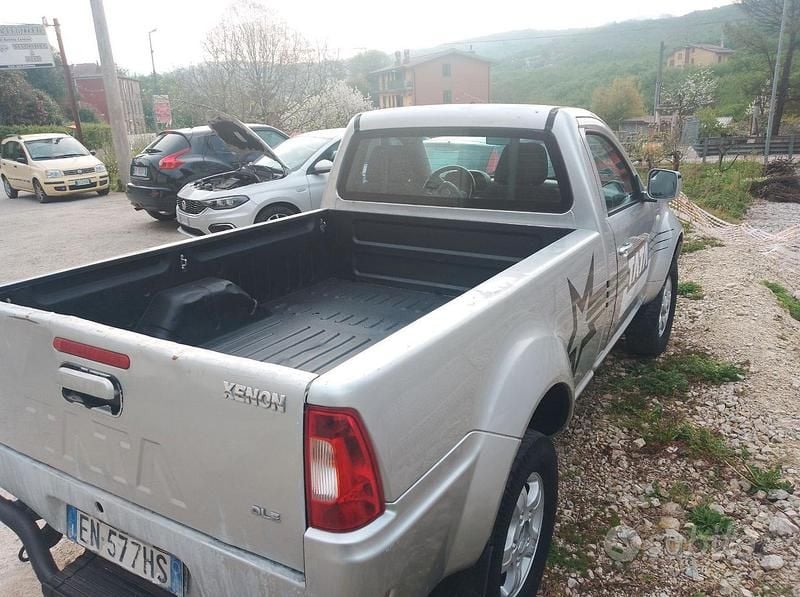 Usata Tata Xenon 150 CV (110 kW) 2012 Grigio Pick-up