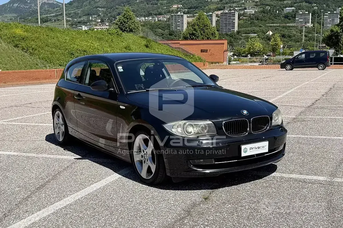 Usata BMW 118 M Sport 143 CV (105 kW) 2008 Nero Utilitaria