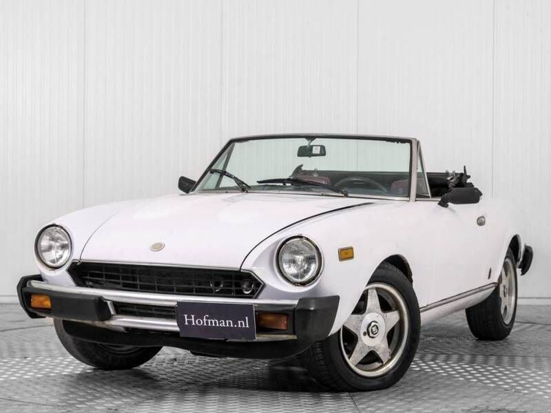 Usata Fiat 124 Spider Sport 107 CV (78 kW) 1979 Bianco Cabrio