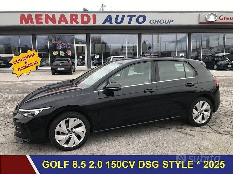 Usata VW Golf VIII Style 150 CV (110 kW) 2025 Nero Berlina