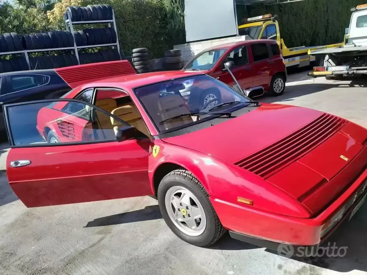 Usata Ferrari Mondial 269 CV (197 kW) 1986 Rosso Coupé