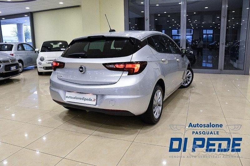 Usata Opel Astra Business 122 CV (89 kW) 2021 Grigio Berlina