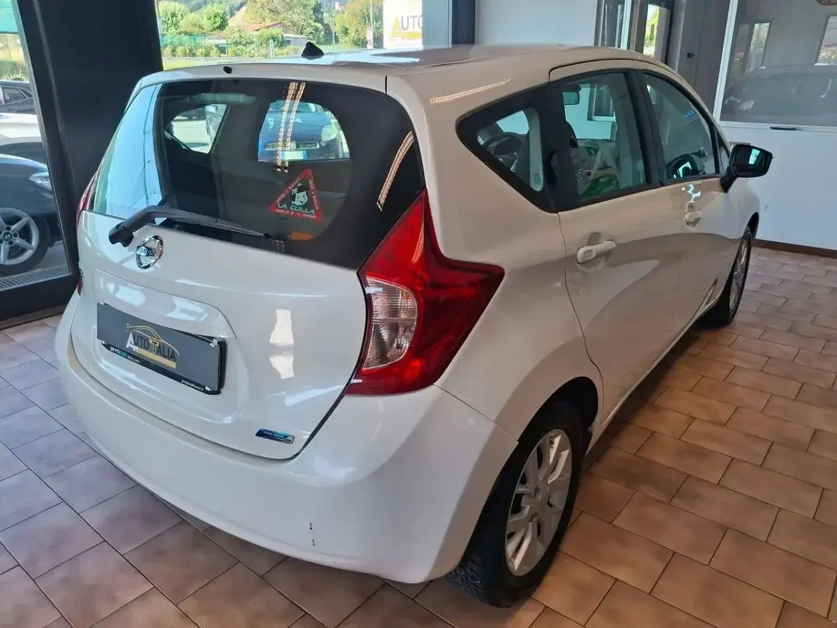 Usata Nissan Note Visia 80 CV (58 kW) 2013 Bianco Utilitaria