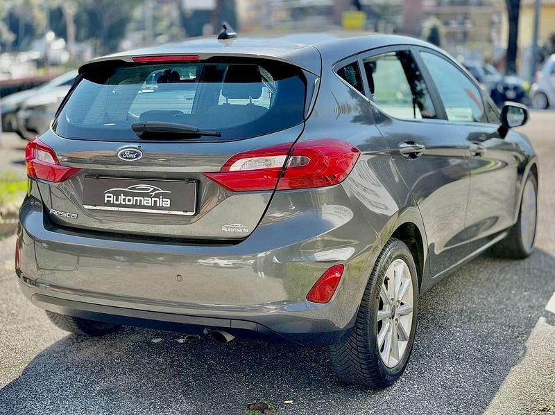 Usata Ford Fiesta Titanium 75 CV (55 kW) 2020 Grigio Utilitaria