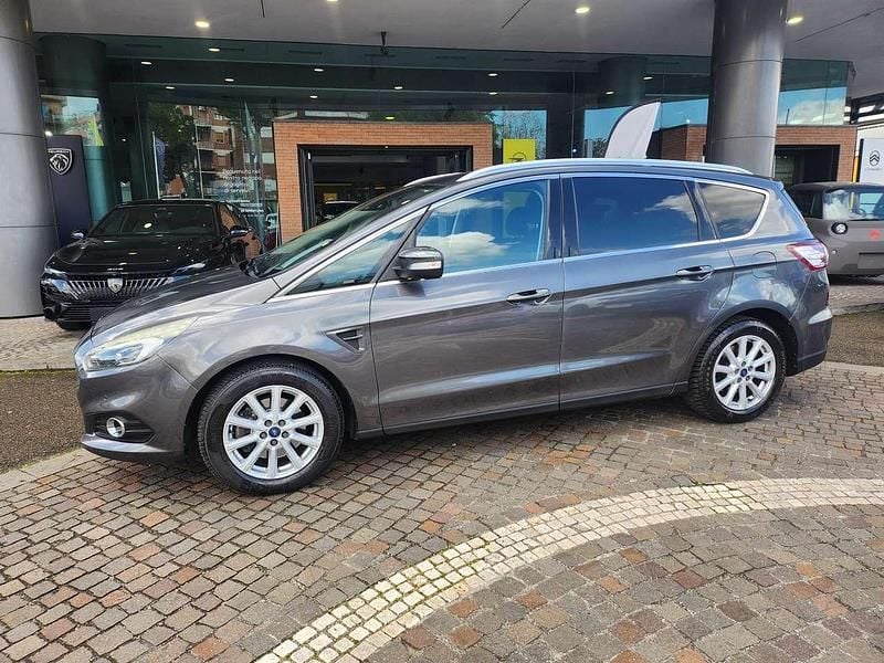 Usata Ford S-MAX Business Edition 150 CV (110 kW) 2017 Grigio Monovolume