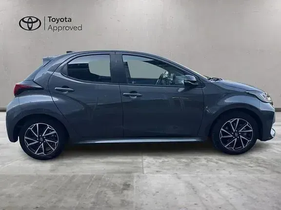 Usata Toyota Yaris Lounge 92 CV (67 kW) 2022 Other Utilitaria