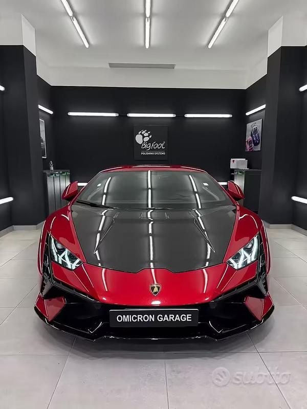 Usata Lamborghini Huracán 2023 Rosso Coupé