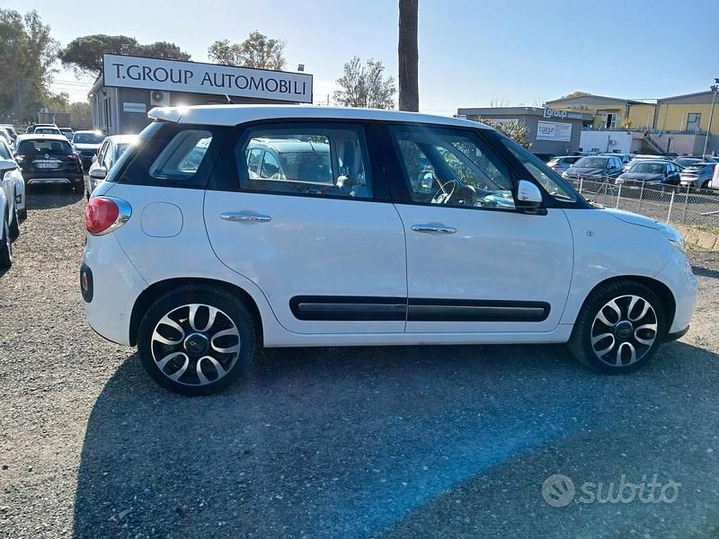 Usata Fiat 500L Business 95 CV (69 kW) 2016 Bianco Monovolume
