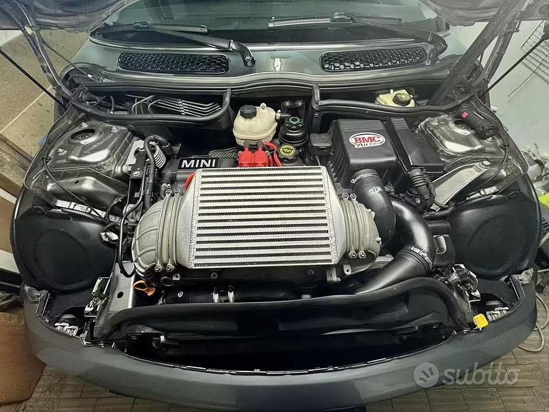 Usata Mini Cooper S 163 CV (119 kW) 2003 Grigio Utilitaria