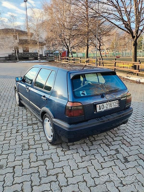 Usata VW Golf III GTI 1992 Blu Utilitaria