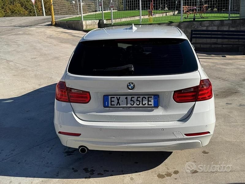Usata BMW 318 115 CV (84 kW) 2014 Bianco Station wagon