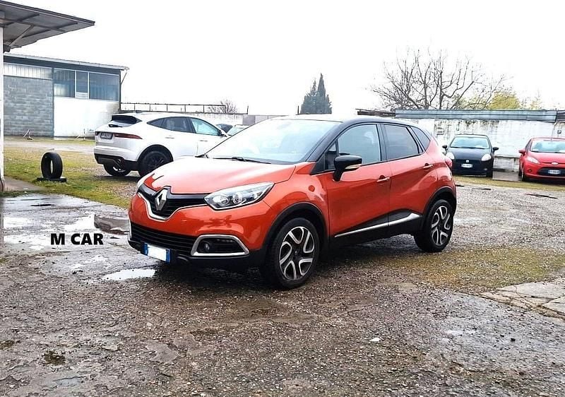 Usata Renault Captur Intens 90 CV (66 kW) 2017 Marrone SUV