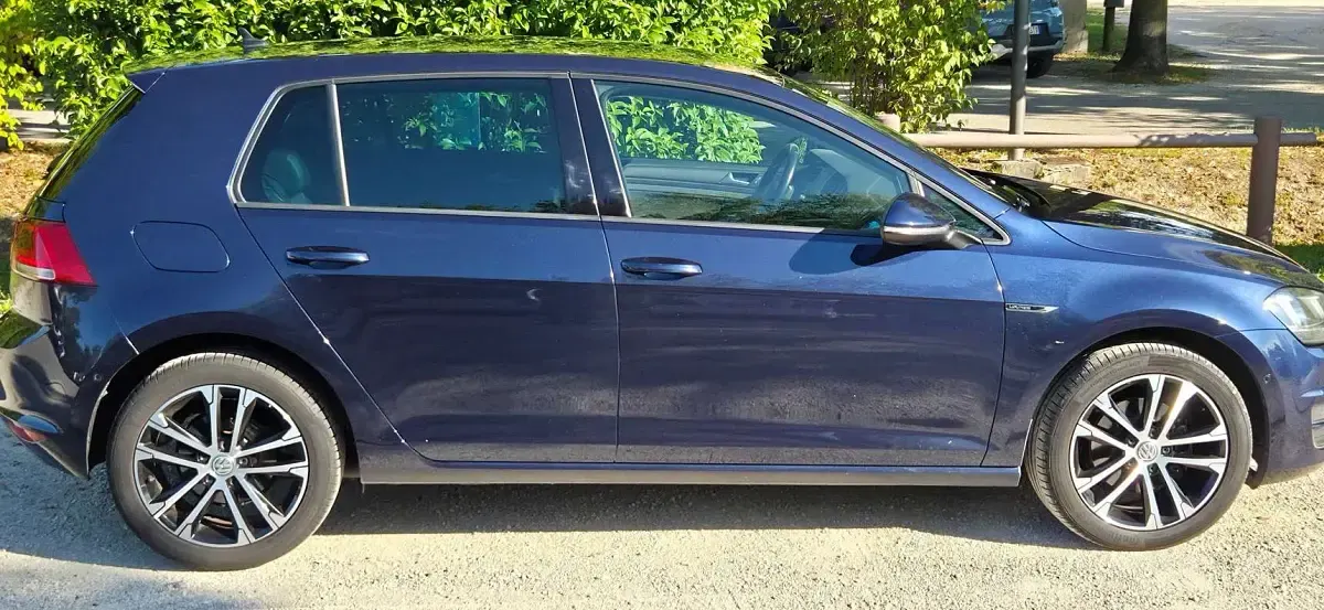Usata VW Golf VII Highline 110 CV (80 kW) 2015 Blu/azzurro Berlina