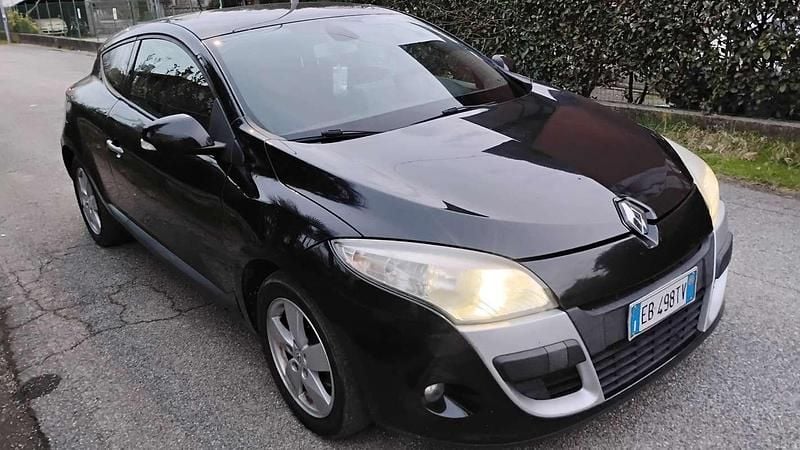 Usata Renault Mégane Coupé Dynamique 110 CV (80 kW) 2010 Nero Coupé
