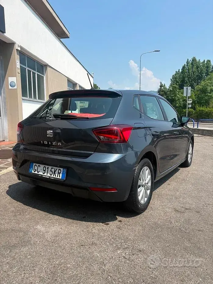 Usata Seat Ibiza Style 95 CV (69 kW) 2020 Bluazzurro Utilitaria