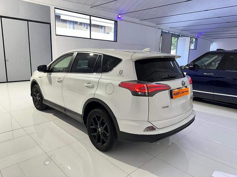 Usata Toyota RAV4 Hybrid 154 CV (113 kW) 2018 Nero SUV