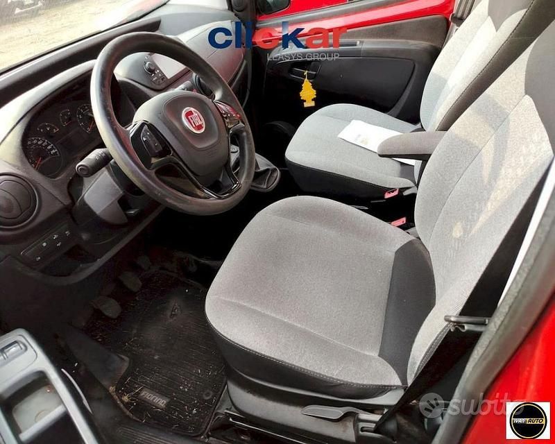 Usata Fiat Fiorino 95 CV (69 kW) 2018 Rosso Monovolume