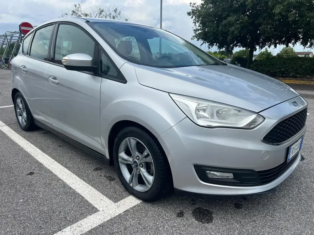 Usata Ford C-MAX Business Edition 120 CV (88 kW) 2018 Argento Monovolume