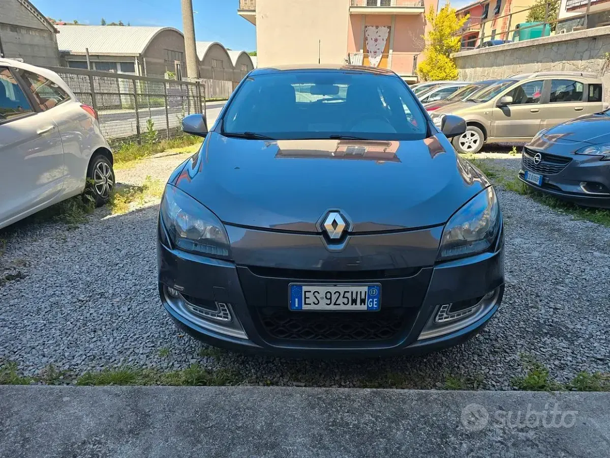 Usata Renault Mégane 110 CV (80 kW) 2013 Grigio Berlina