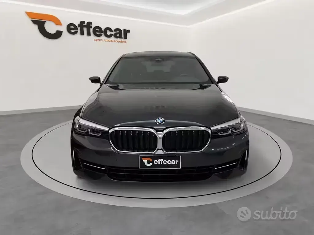 Usata BMW 520 Comfort Edition 190 CV (139 kW) 2020 Grigio Station wagon