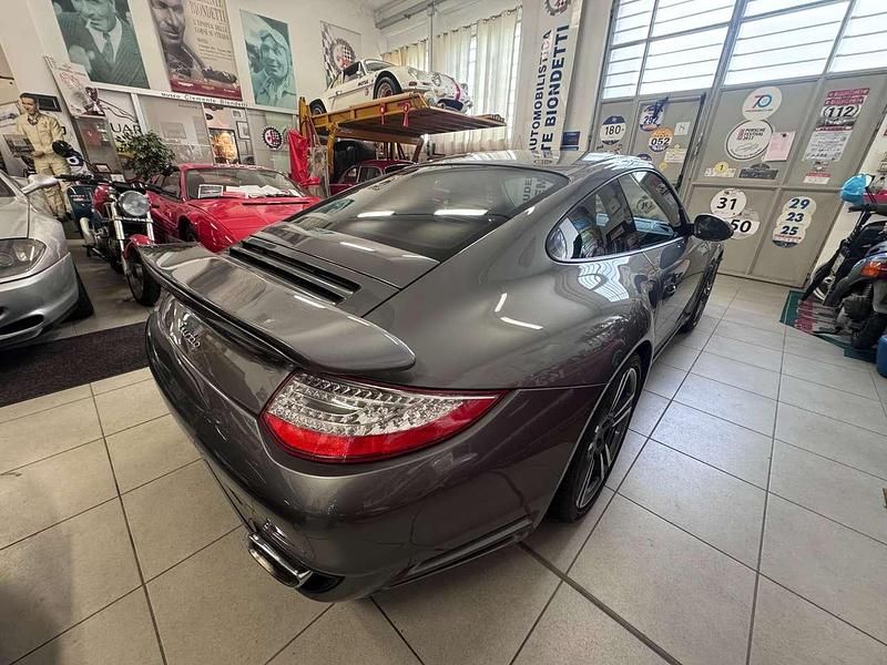Usata Porsche 997 Turbo 500 CV (367 kW) 2011 Grigio Coupé