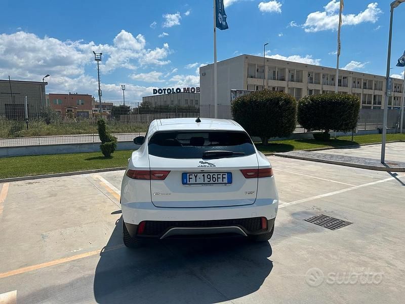 Usata Jaguar E-Pace S 150 CV (110 kW) 2019 Bianco SUV