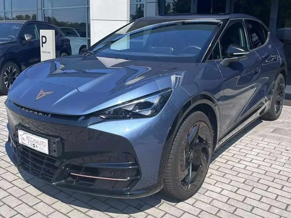 Usata Cupra Tavascan VZ 77 kW (105 CV) 2024 Blu/azzurro SUV