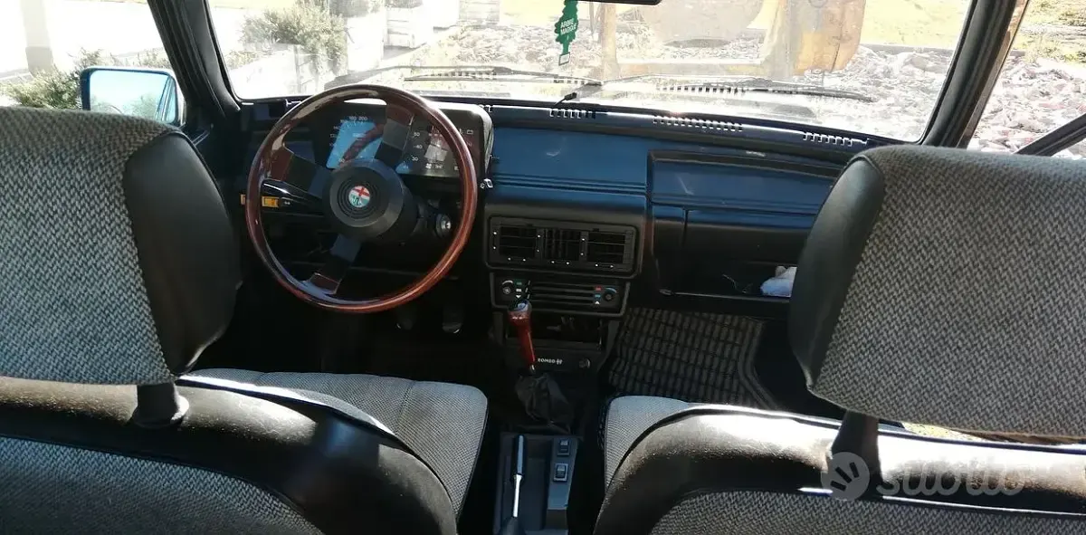 Usata Alfa Romeo Giulietta 109 CV (80 kW) 1981 Berlina