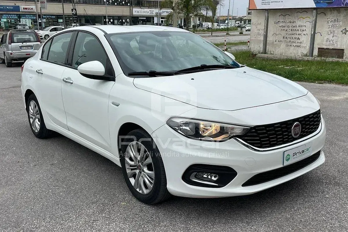Usata Fiat Tipo Easy 120 CV (88 kW) 2016 Bianco Berlina