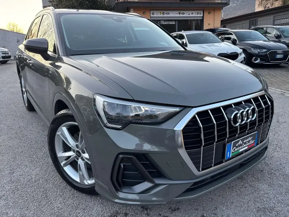 Usata Audi Q3 S-Line 150 CV (110 kW) 2022 Grigio corcos SUV