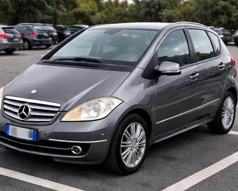 Usata Mercedes A180 Elegance 109 CV (80 kW) 2010 Monovolume