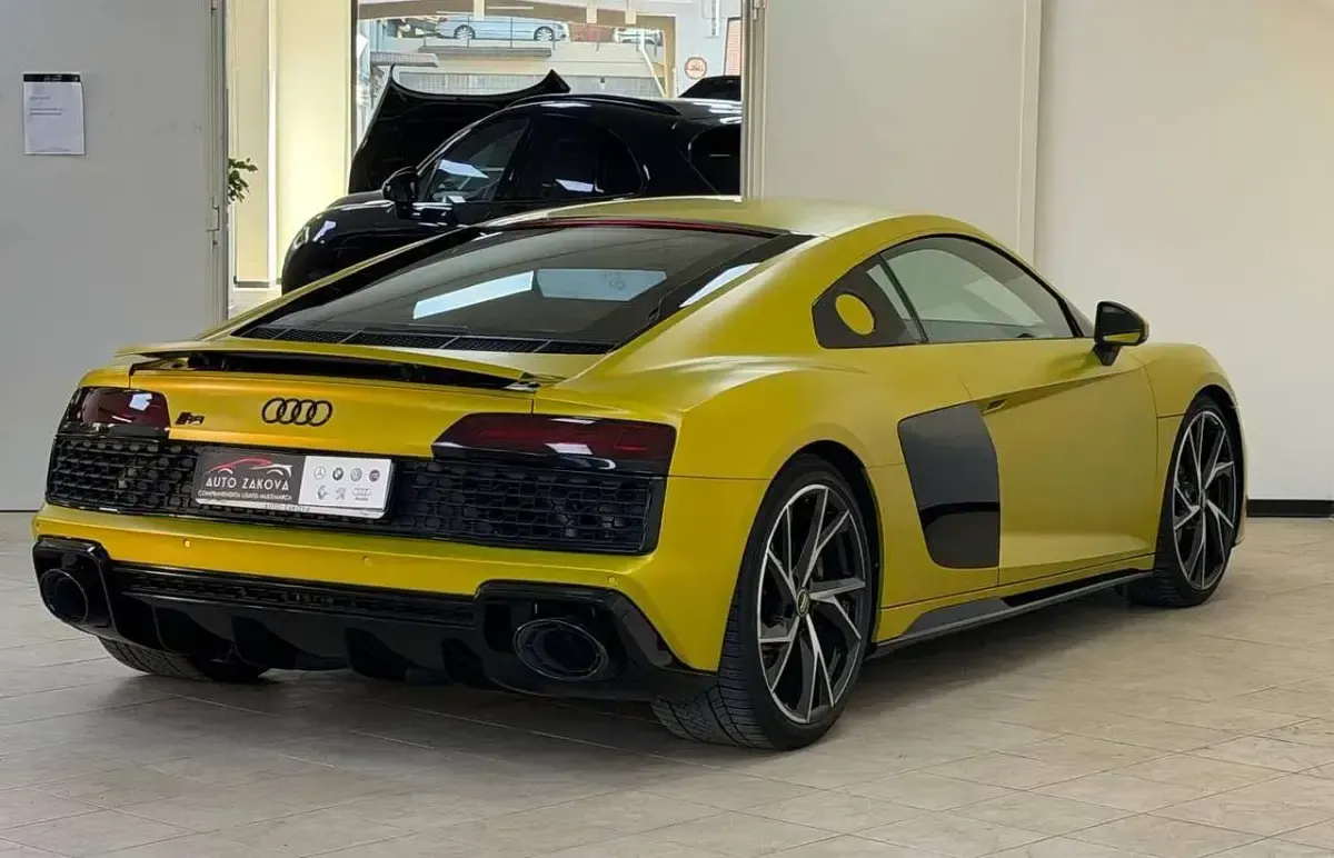 Usata Audi R8 Coupé Ambiente 540 CV (397 kW) 2019 Oro Coupé